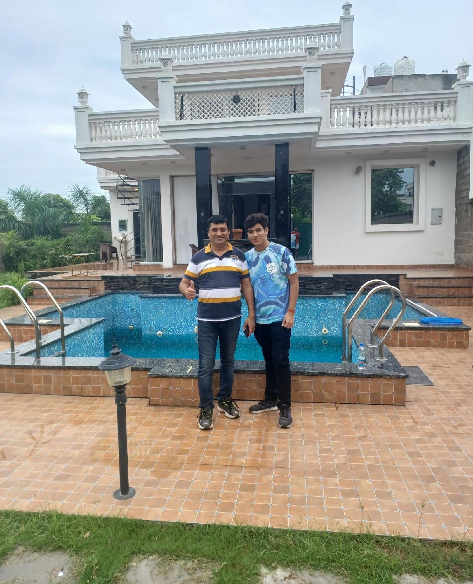Greystone Villa, Swiming Pool , Bbq , Big Garden, Pool Table, Party Speaker, Bathtub, Kitchen, 15Mins To Golden Temple أمريتسار المظهر الخارجي الصورة